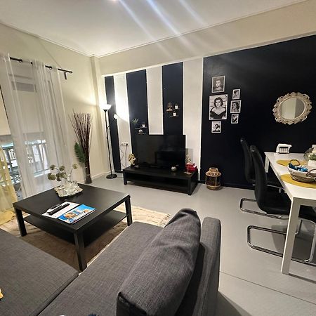 Koukaki Urban Retreat, Steps From The Acropolis Apartment Athens Ngoại thất bức ảnh