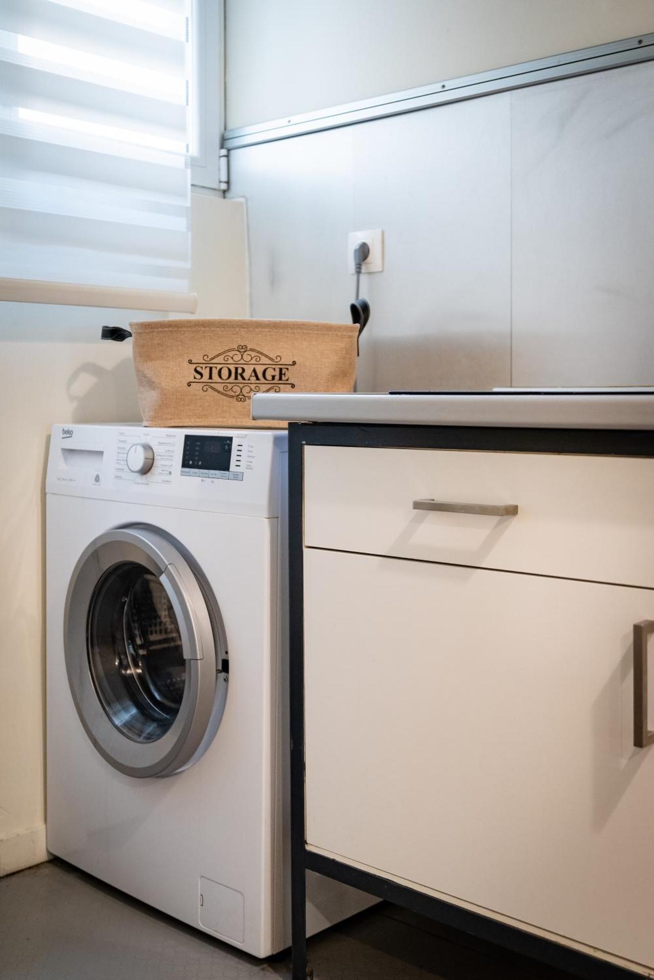 Koukaki Urban Retreat, Steps From The Acropolis Apartment Athens Ngoại thất bức ảnh