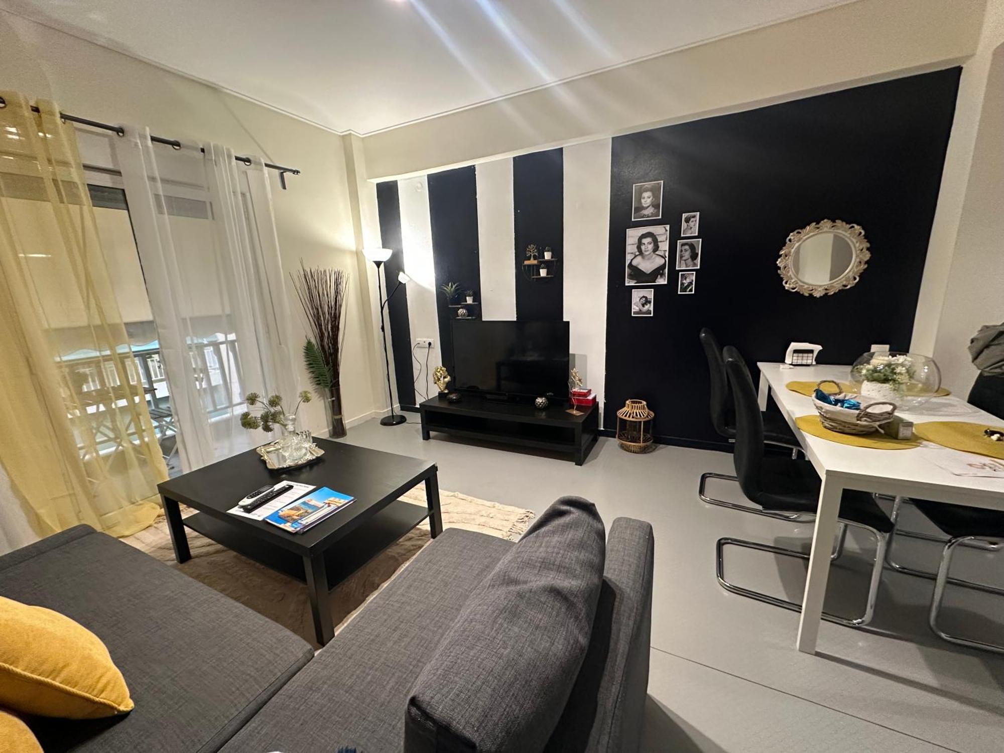 Koukaki Urban Retreat, Steps From The Acropolis Apartment Athens Ngoại thất bức ảnh